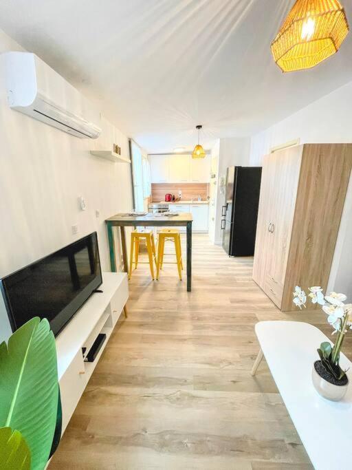 Studio Cosy - 2 Pers - Beziers - Centre - Terrasse - Clim Zewnętrze zdjęcie